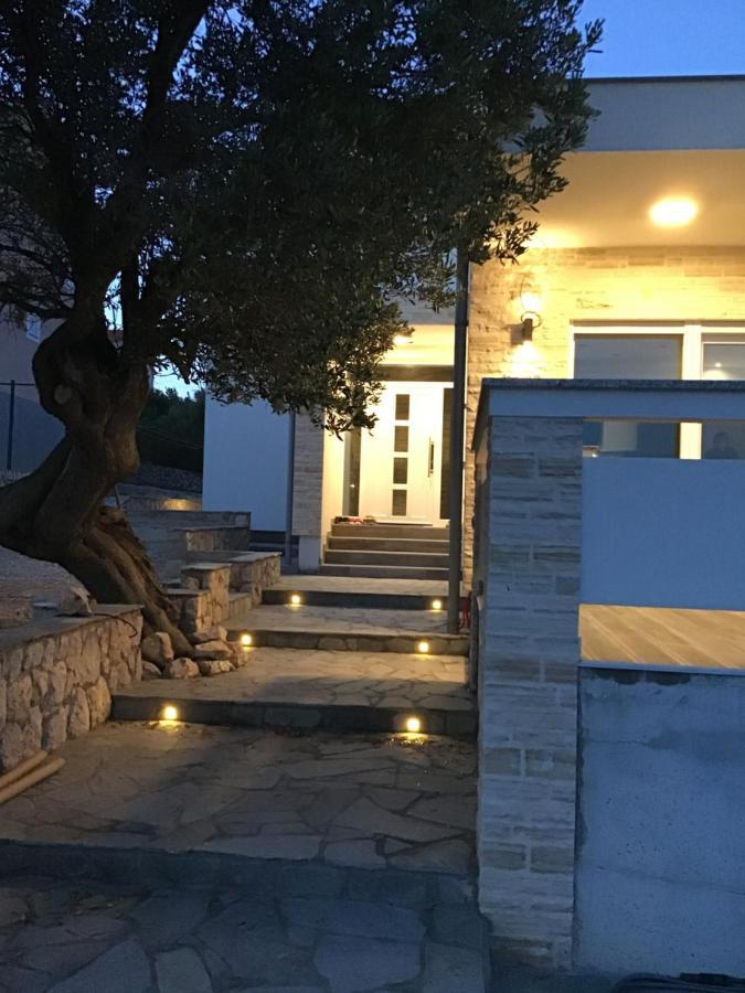 Moderner Bungalow Mit Meerblick Lun  Dış mekan fotoğraf