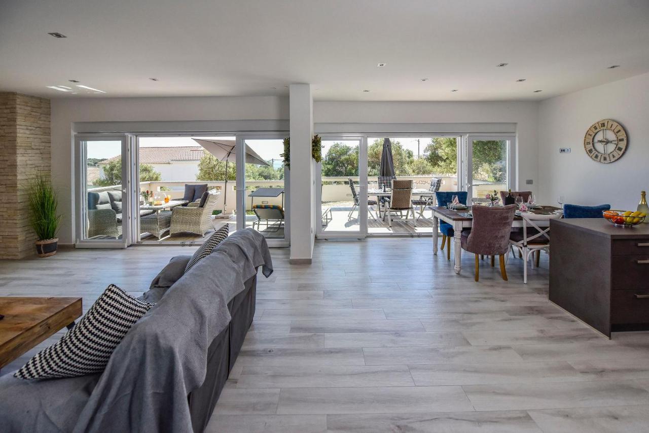 Moderner Bungalow Mit Meerblick Lun  Dış mekan fotoğraf